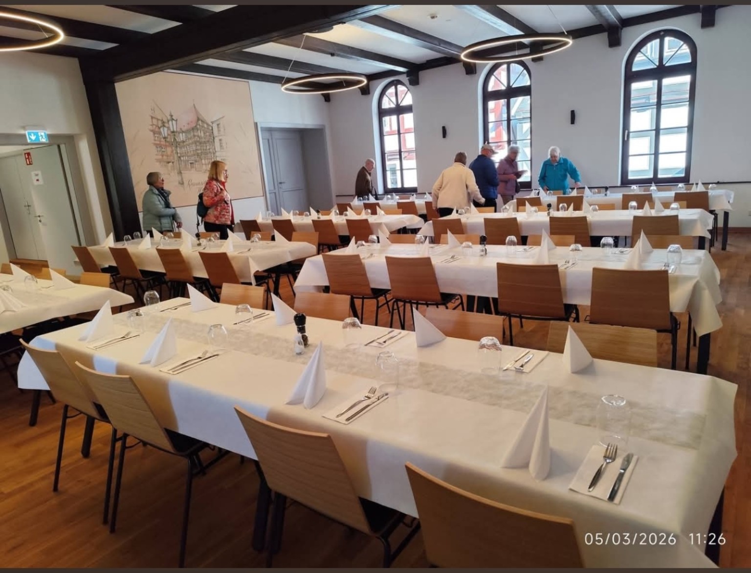Großer Saal im Gasthaus Krone
